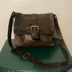 5th Avenue Vintage Genuine Leather Brown Saddle Crossbody Bag